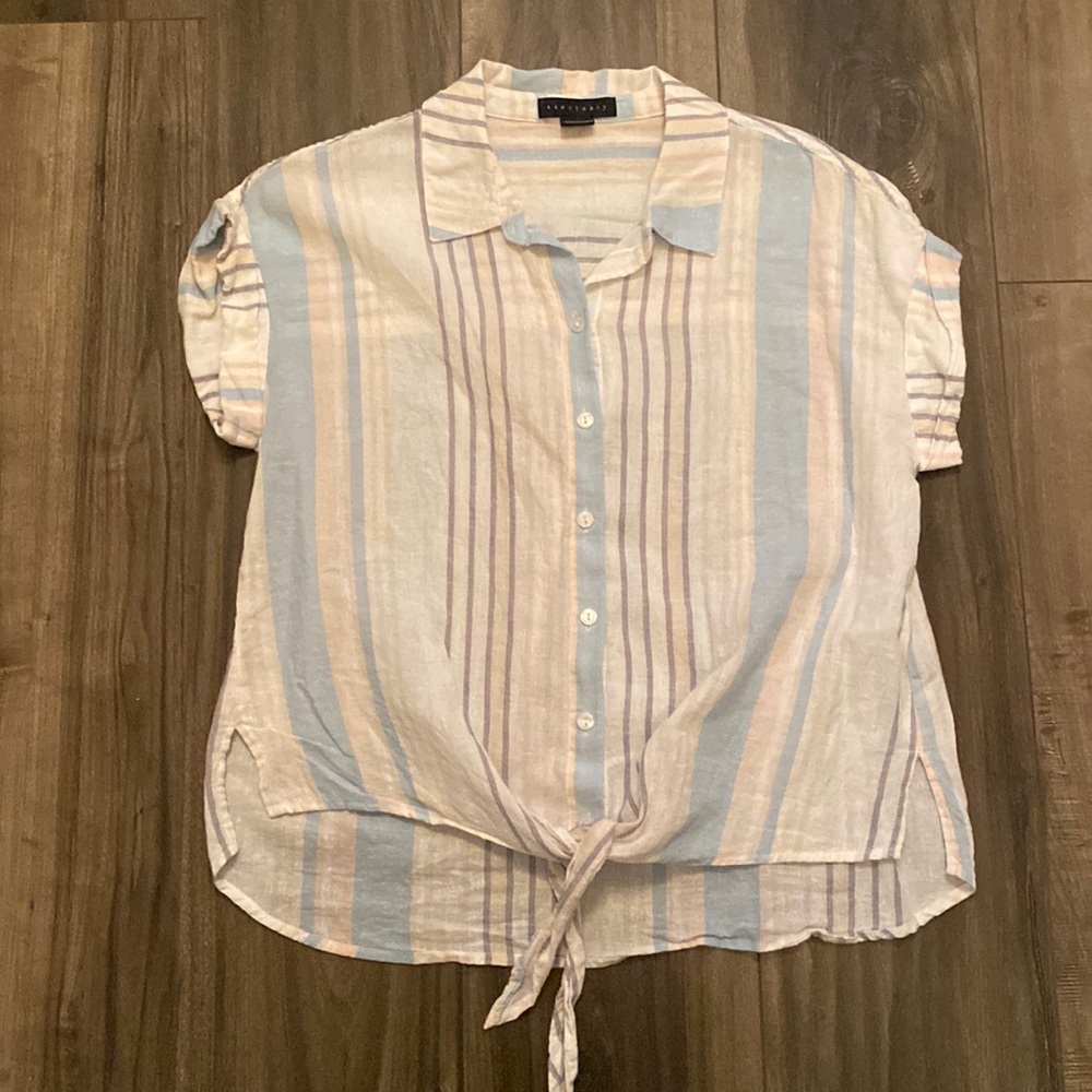 Sanctuary button down with front tie closure in chambray blue and white stripe.